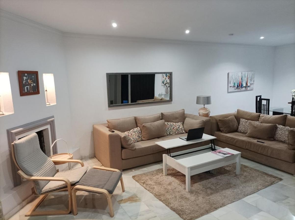 Large 2 Bed Apt Puerto Banus Marina Private Parking Apartment Marbella Luaran gambar