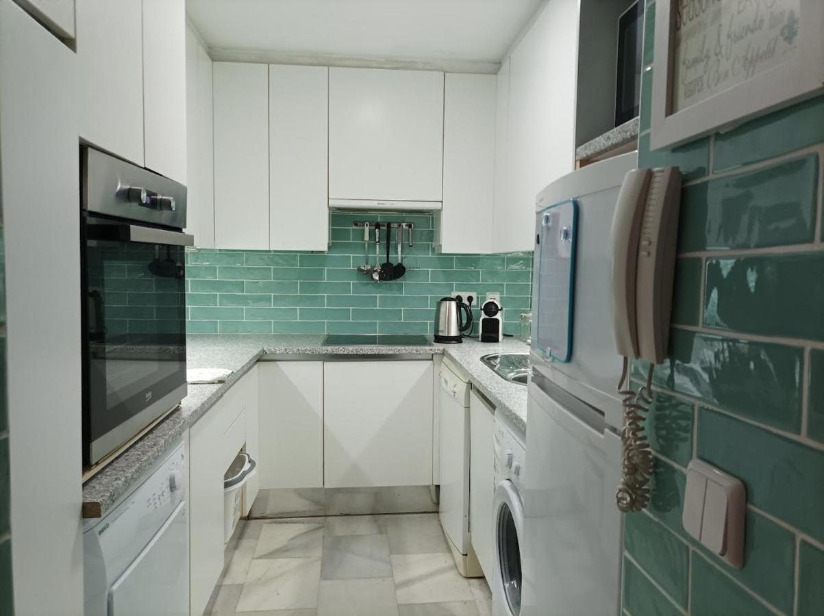 Large 2 Bed Apt Puerto Banus Marina Private Parking Apartment Marbella Luaran gambar